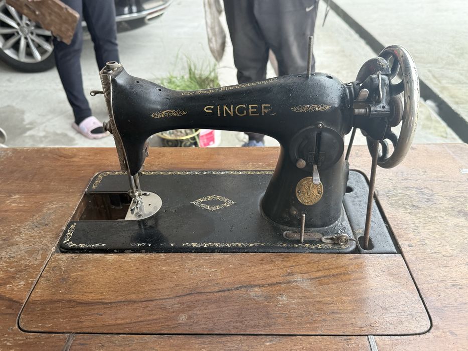 Mașină de cusut Singer