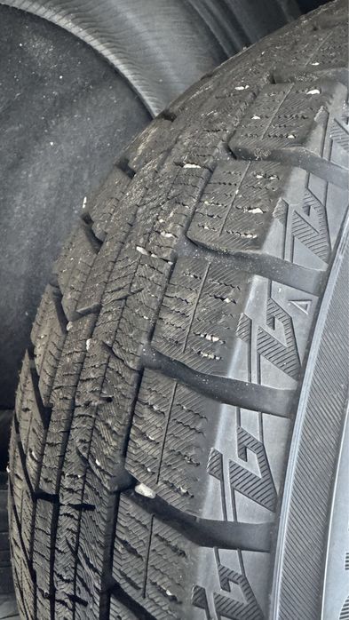 Шины Yokohama почти новые