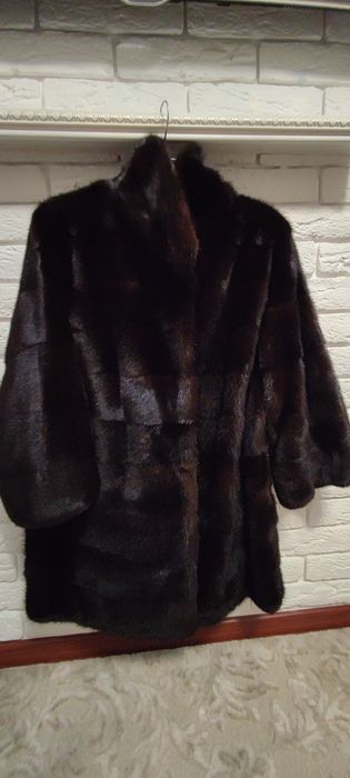 Шуба норковая, Греция. размер 46/48 чёрный бриллиант