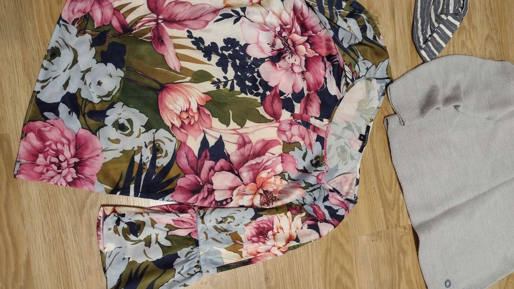 Дамски ризки и блузи