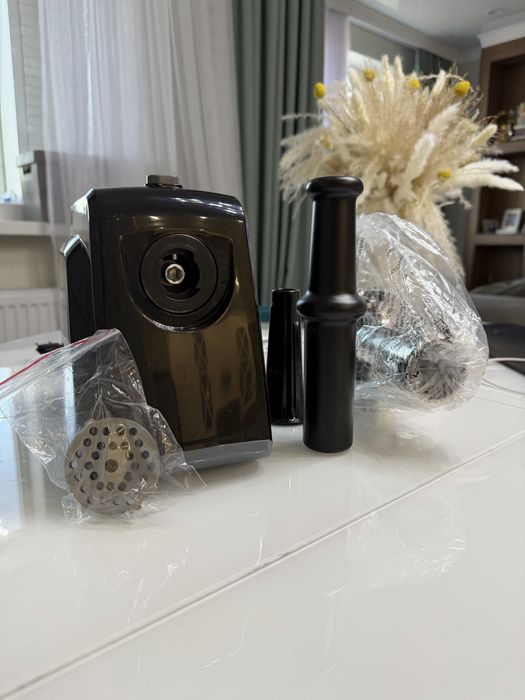 Мясорубка Moulinex Classic ME105830