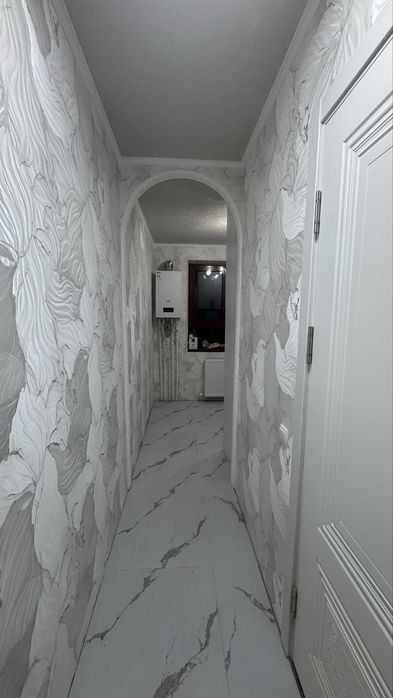 Сдается 1 комнатная кв с новым евроремонтом