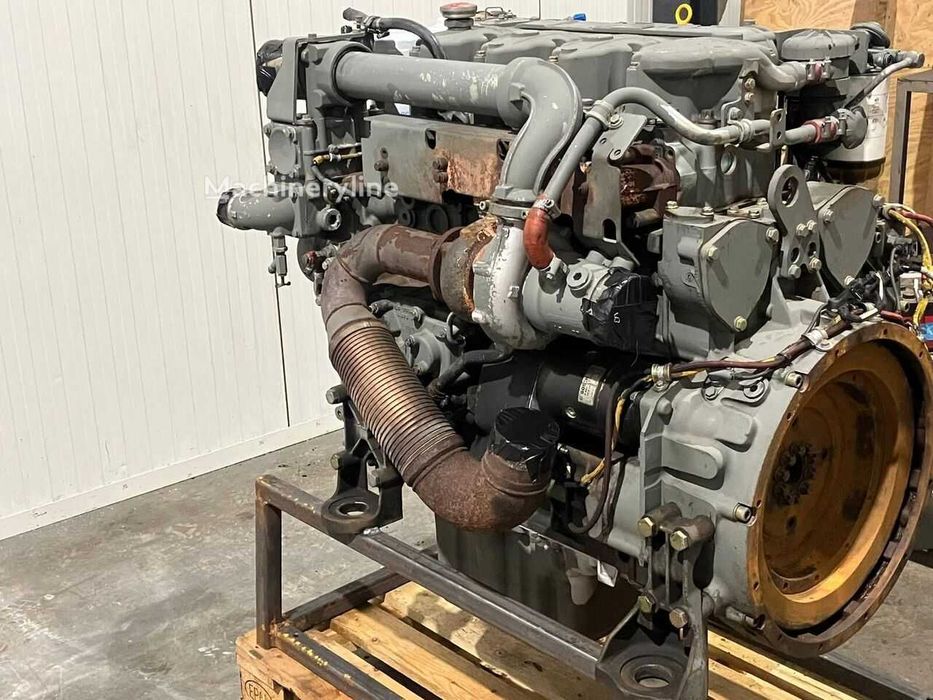Motor Liebherr D934 L A6 pentru excavator R934 R944 A934 A944, cod piesa 10115602