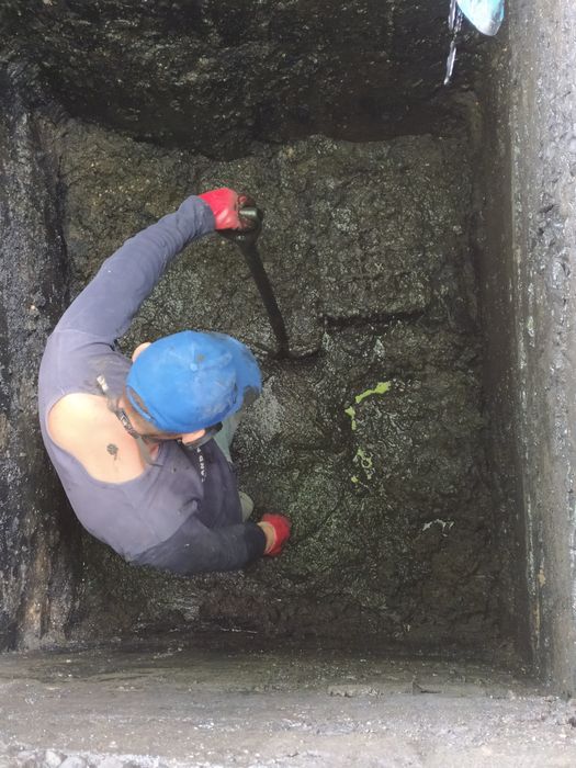 Чискта труб. Септик септик Септик.