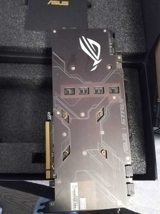 Placa video GTX 1080 TI, 11GB ASUS ROX STRIX
