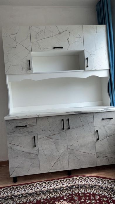 Кухонный  шкаф.