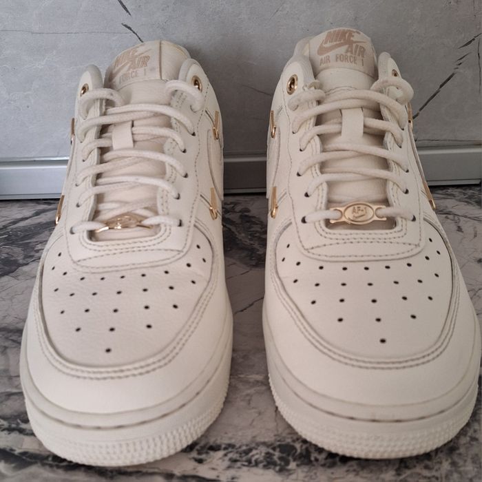 Nike wmns air force 1 оригинални 39 номер