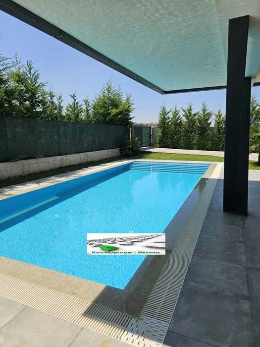 Продава се Къща в с. Марково, Област Пловдив - 365 кв.м за 2000 €/кв.м - Снимка #1