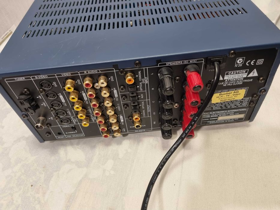 Defect Reciver NAD L75