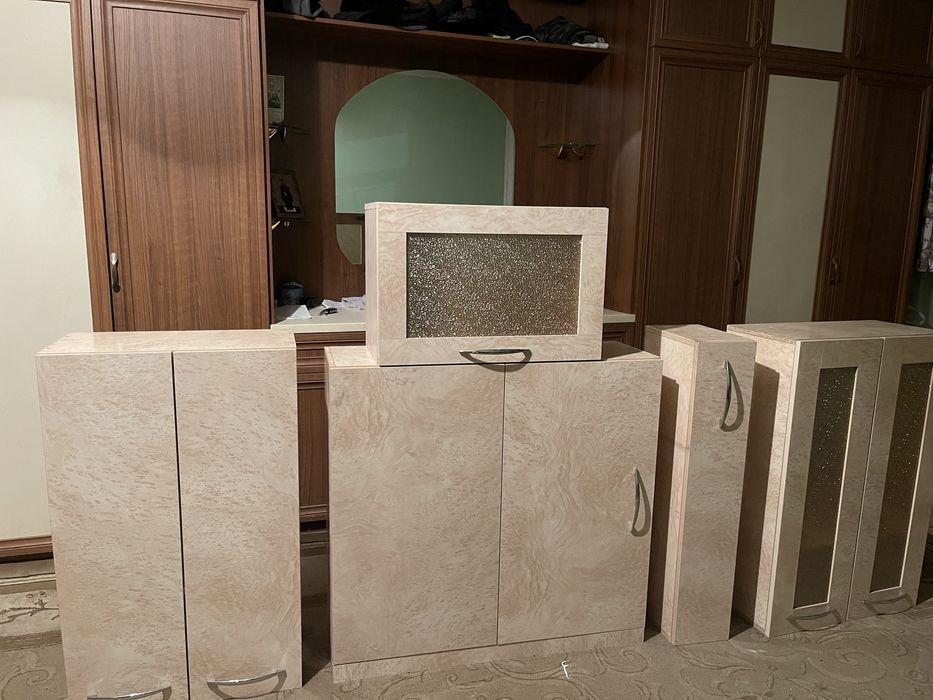 Кухонные шкафы.