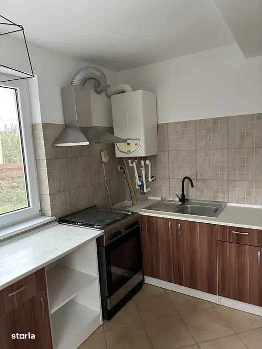 Vila 4 camere Valea Adanca - 800 euro