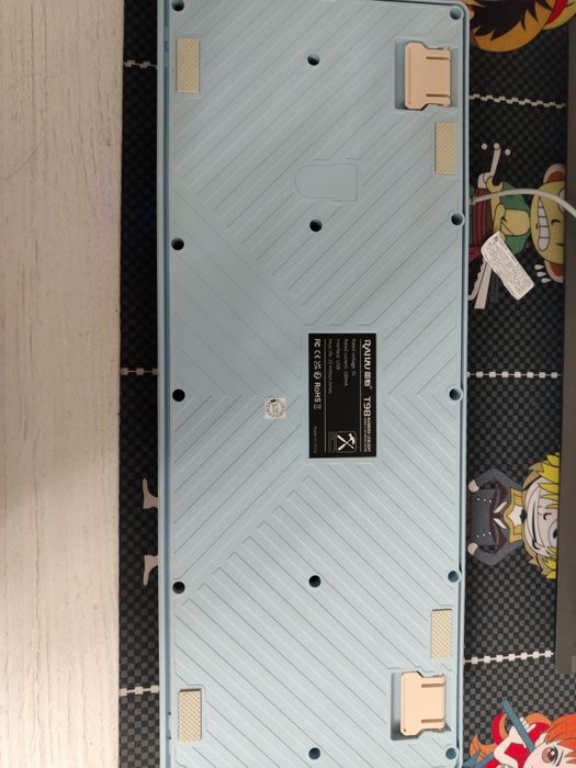 Продам клавиатуру полу мембранная полу механника в отличном состоянии