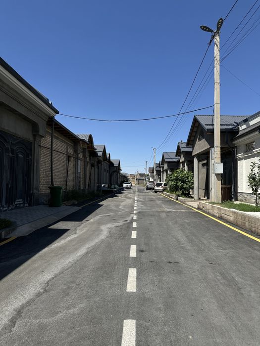 Yer Sotiladi Hoji ota mahallada Uch qahromon