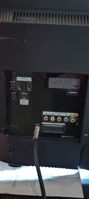 Телевизор Samsung 32 дюйма