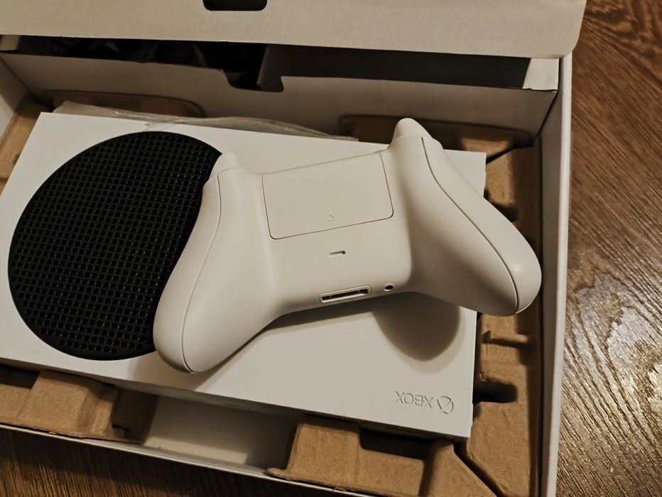 Xbox Series S Без Торга!!!