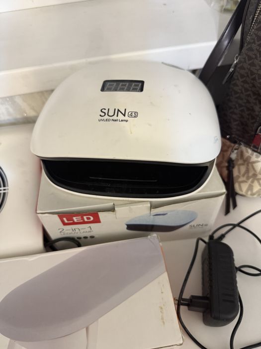 Лампа для маникюра