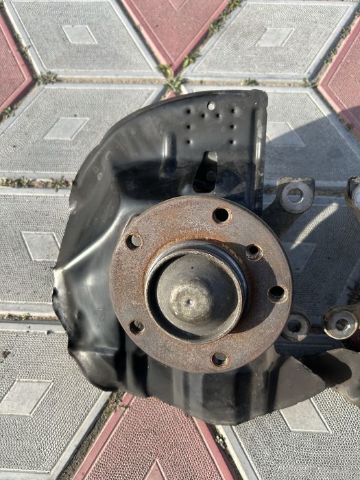 Цапфа передняя BMW E46