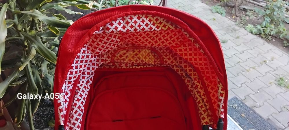 Vând cărucior bebe Baby care
