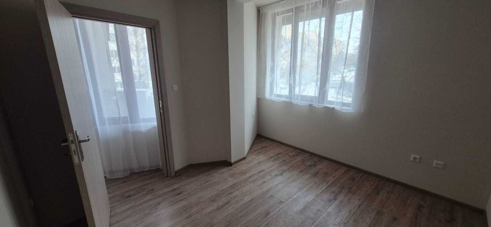 Продава се Двустаен апартамент в Велико Търново, Бузлуджа - 71 кв.м за 611 €/кв.м - Снимка #5
