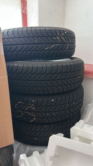 Set 4 Anvelope Iarnă Debica 185/65 R15 (Dacia Logan / Sandero) - Rulate 2 sezoane