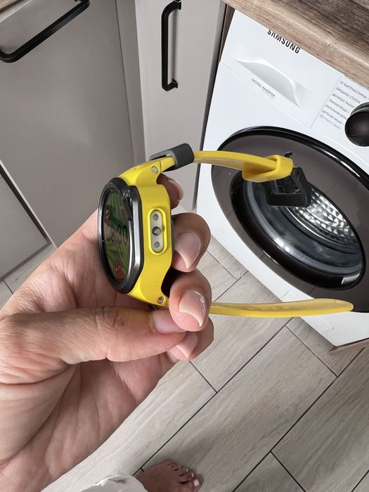 детские смарт-часы Elari KidPhone 4GR