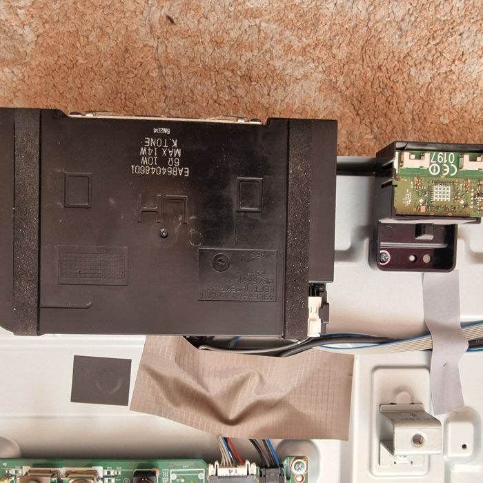 Продам телевизор LG 49UF640V.