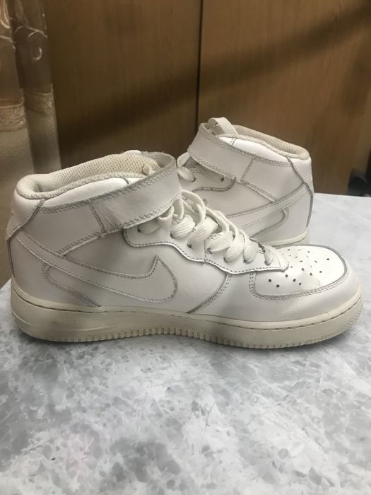 Кроссовки белые мужские