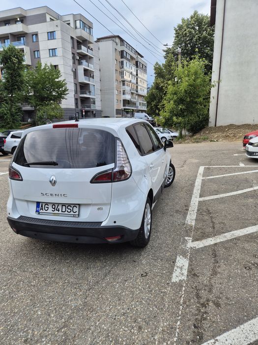 Vând Renault Megan Scenic