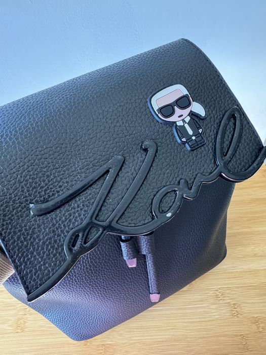 Rucsac model KL Signature