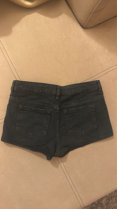 bershka блестящи къси панталонки с ниска талия XXS/XS
