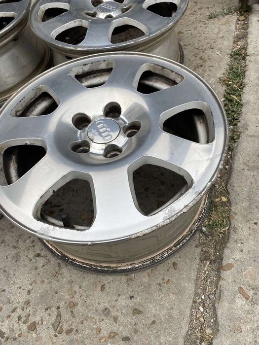 Продавам лети джанти 15 за Ауди А3