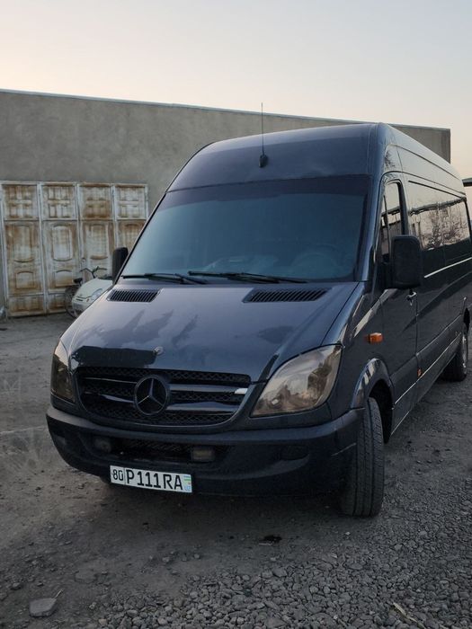 Mersdez Benz sprinter 2012 yil benzin metan gazi bor narxi 17.000 $ ke
