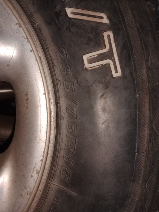 Продам резину с дисками.