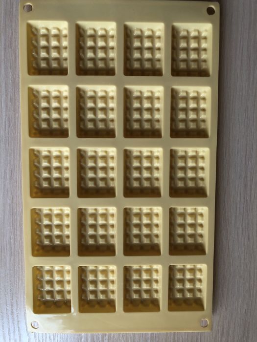 Форма силиконовая для выпечки