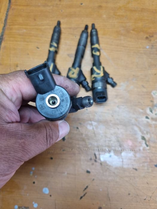 Injectoare renault scenic  2 diesel 1.9 dci 131 cp