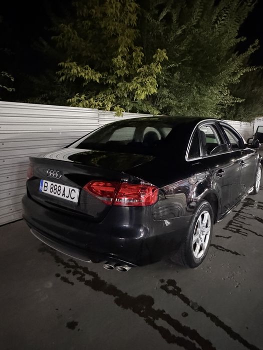 Vand Audi A4 B8 2010