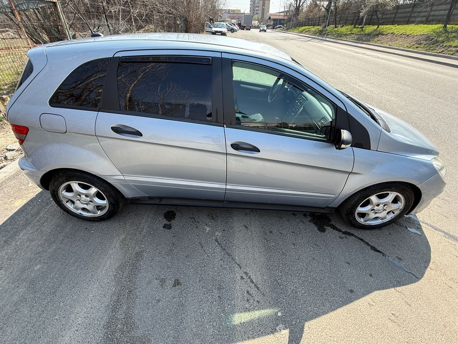 Vand Mercedes Benz B-class