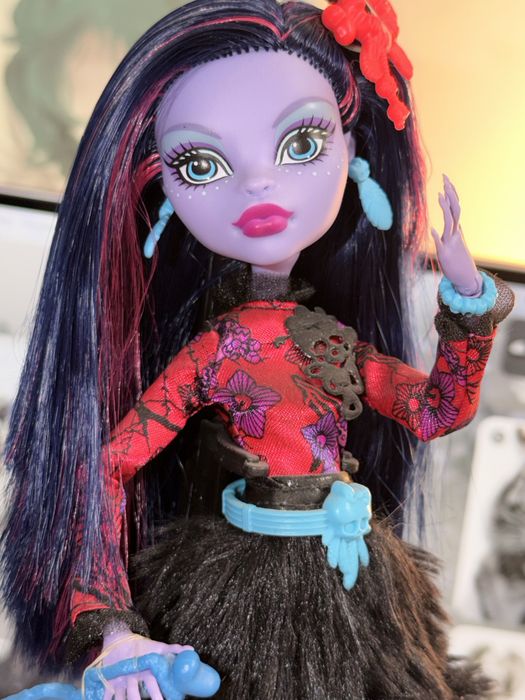 Монстр хай monster high