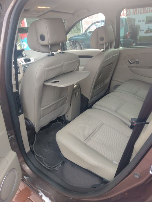 Renault Megan Șcenic 15 dci