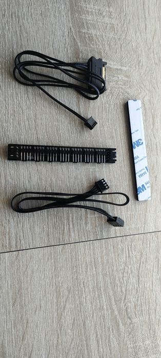 Продам хаб для вентиляторов