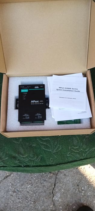 Convertor Media Moxa NPORT 5230A-T 100 Mbps, RS422/485 - RJ45