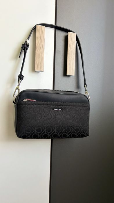 Чанта Calvin Klein