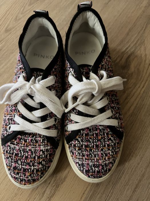 Pinko гуменки с плетени елементи