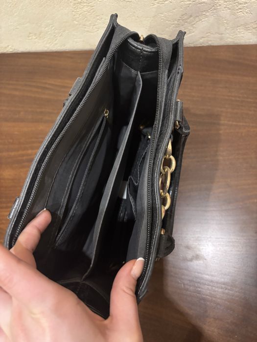 Черна кожена чанта