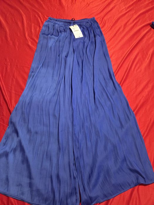 Pantaloni zara largi