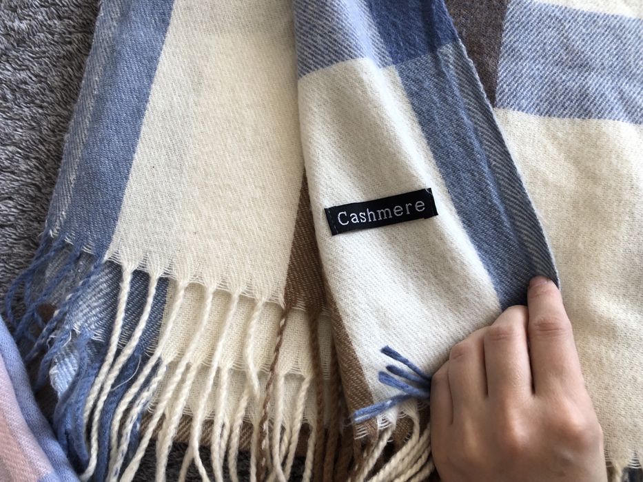 Два палантина за 4000 тг