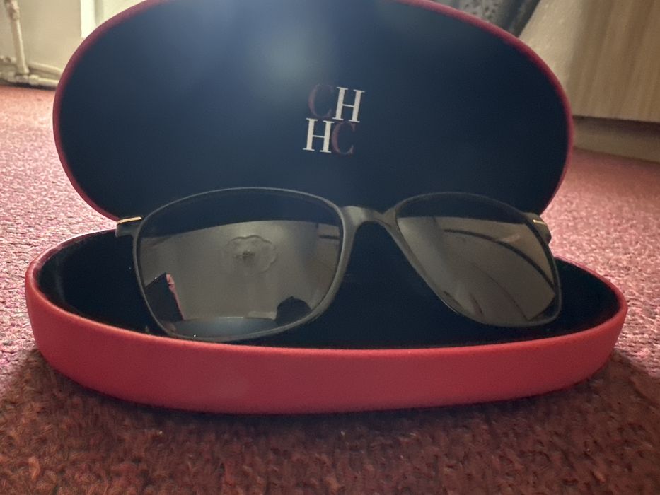 Ochelari de soare CH