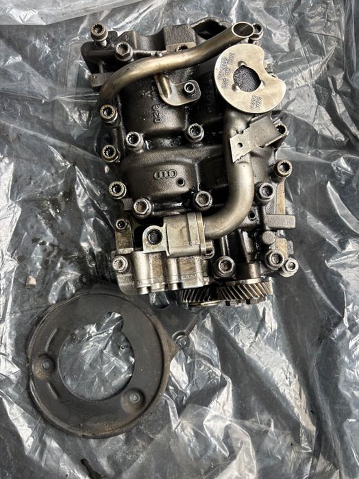 Рециклиран модул Маслена помпа и Балансиращи валове 2.0 TDI (Passat B6, Audi)