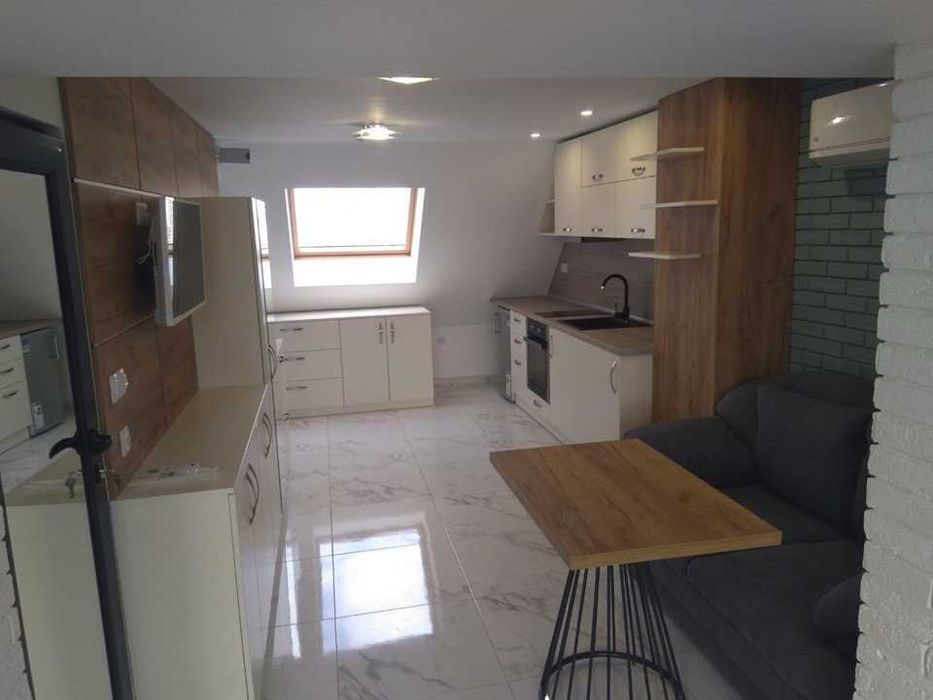 Дава се под наем Едностаен апартамент в Бургас, Лазур - 38 кв.м за 112.2 € - Снимка #4