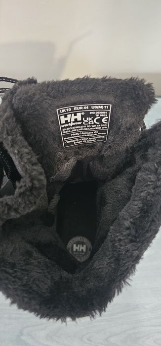 Halley Hansen 44 îmblăniți